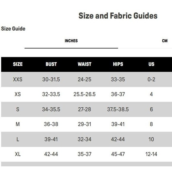 Fabletics Sports Bra Cheetah Print 'On The Go' Midi‎ Medium Impact - Picture 5 of 7